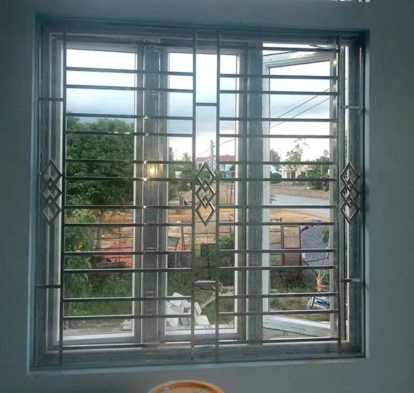 Khung cửa sổ inox không gỉ, tăng cường an ninh