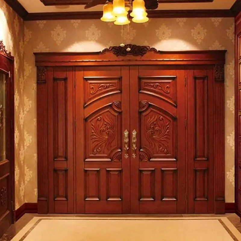 Mẫu cửa gỗ 4 cánh được thiết kế theo phong thủy, mang lại may mắn