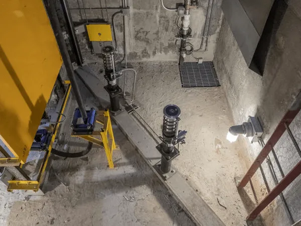 Hố Pit Thang Máy Là Gì? Khám Phá Tầm Quan Trọng và Yêu Cầu Kỹ Thuật Chi Tiết 1 cac thanh phan trong ho pit thang may 1