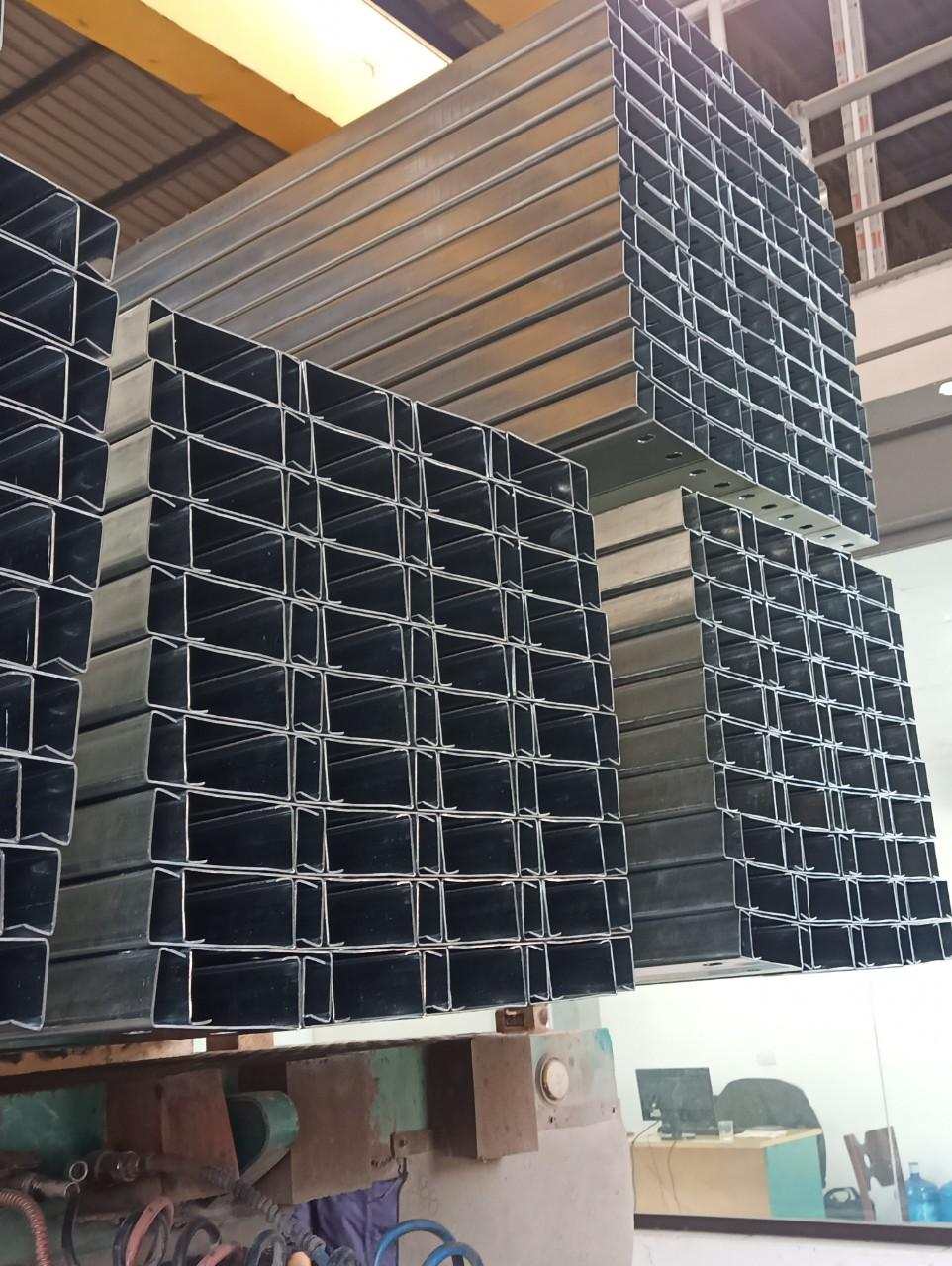 Cuộn Thép Bao Nhiêu Tấn? Giải Mã Trọng Lượng Ít Ai Ngờ Đến 1 cuon thep tai kho bai 6867de 1